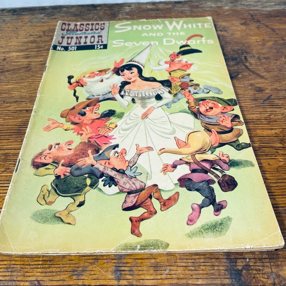 Snow white & the seven dwarves #501 vintage comic - Picture 4 of 4